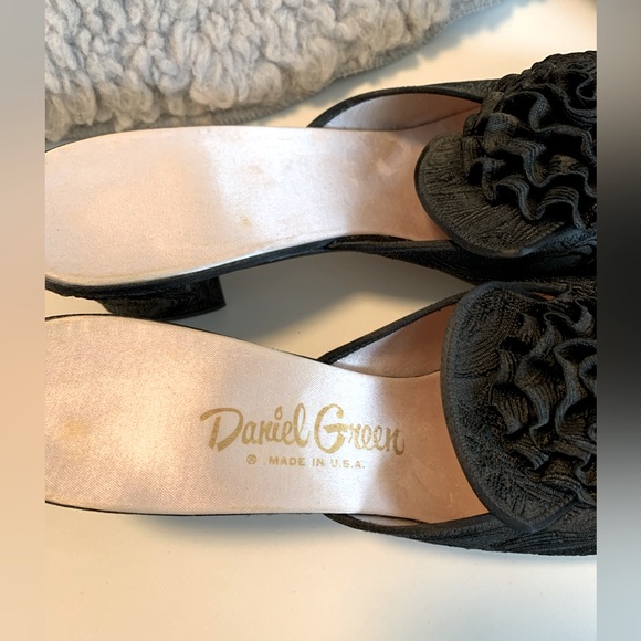 Vintage 1960’s Daniel Green House Slippers - Picture 2 of 5